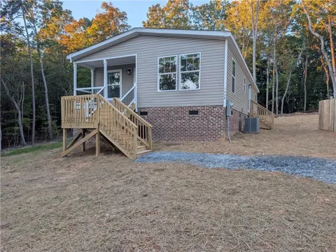 1430 Pineview Road