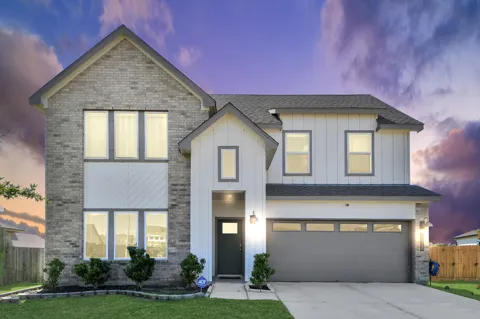 13910 Red River Drive