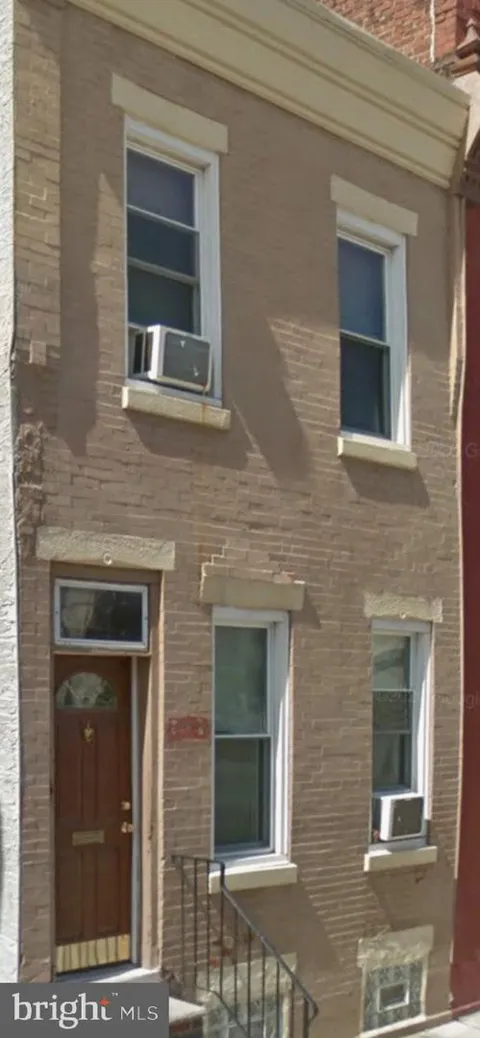 1864 JUDSON STREET