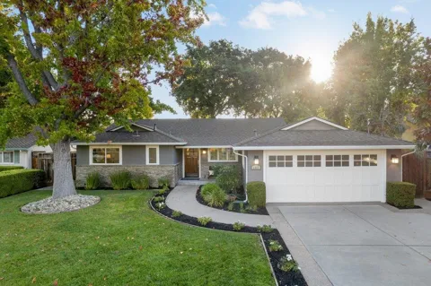 1567 Siesta Drive