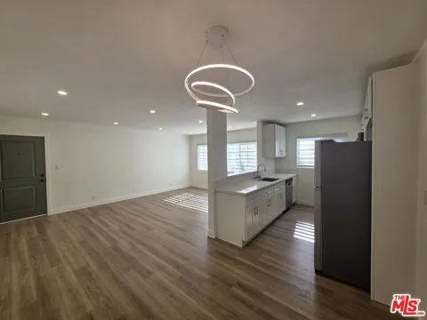 11051 Missouri Avenue #5