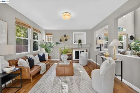 3927 Madbury Ct