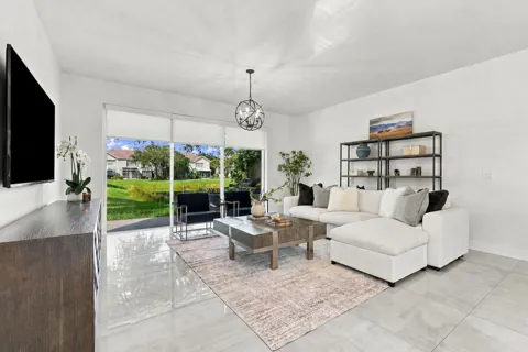 1086 WOODFIELD ROAD