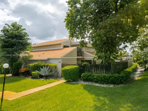 13298 NW 6th Ct