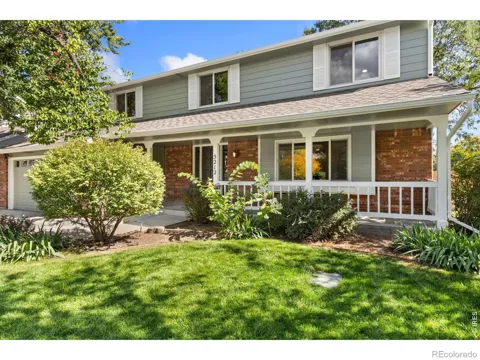 5212 Iris Court