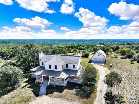 1061 Cascade Trail