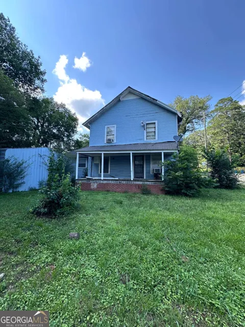 3402 Maple RD SE