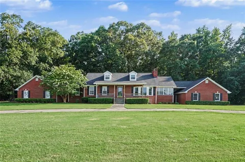 585 P J East Road