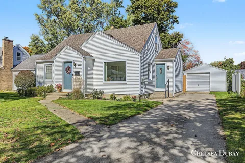 1333 Kelsey Street NE