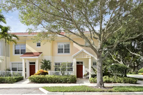 776 Dakota Drive #106