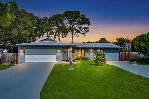 379 SE HUSTED TERRACE