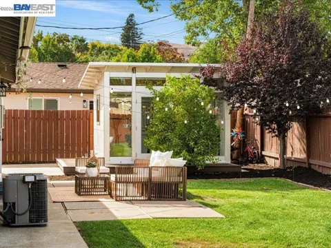 7711 Firebrand Dr