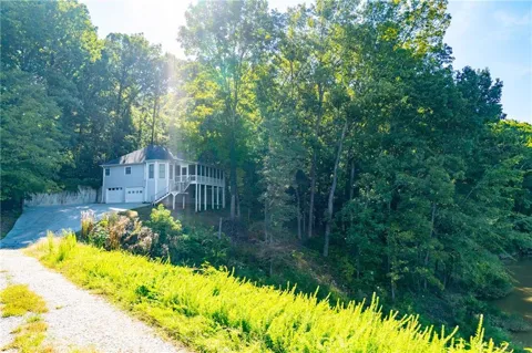 328 Braly Path