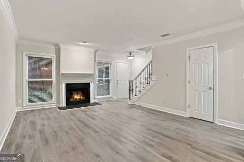 7500 Roswell RD