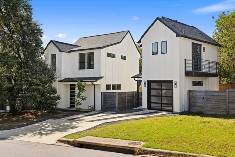 4400 Jinx Avenue #2
