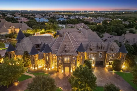 9553 Bella Terra Drive