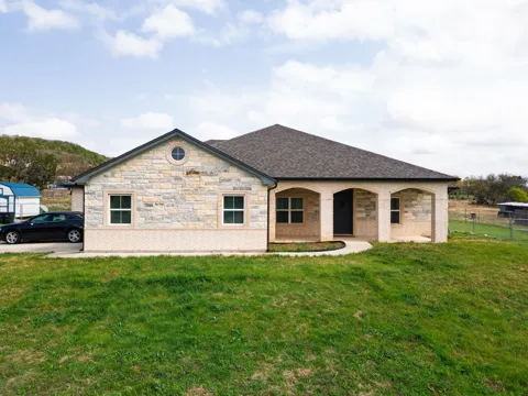 2662 Snow Road