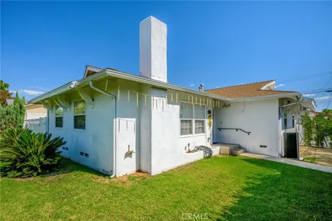 10502 Woodley Avenue