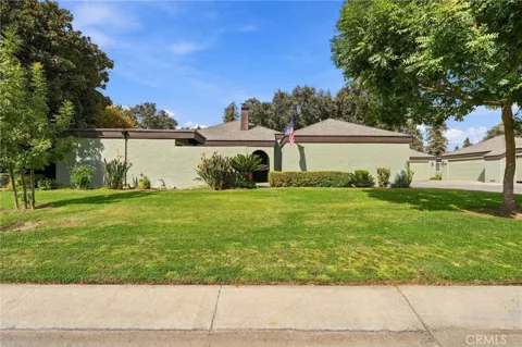 2950 W Border Links Drive
