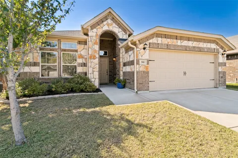 300 Balcones Drive
