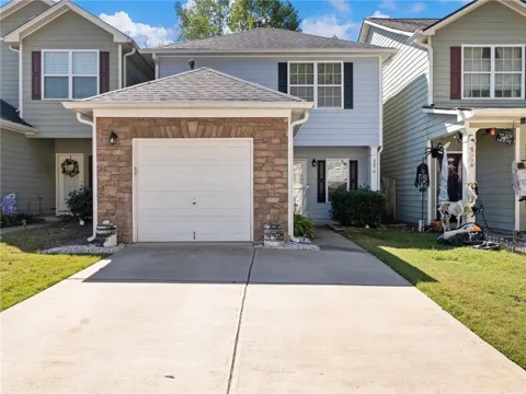 4870 Tangerine Circle