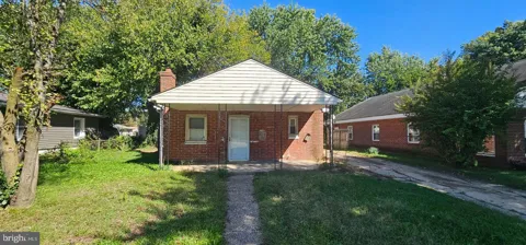 445 ANDERSON DRIVE