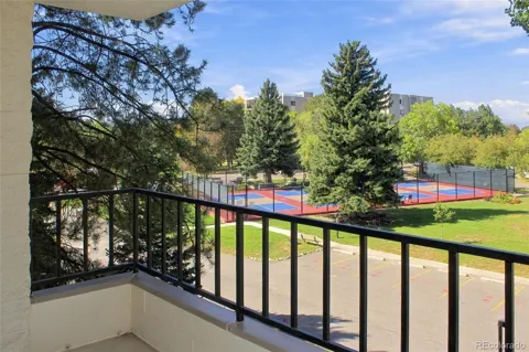 13902 E Marina Drive #304