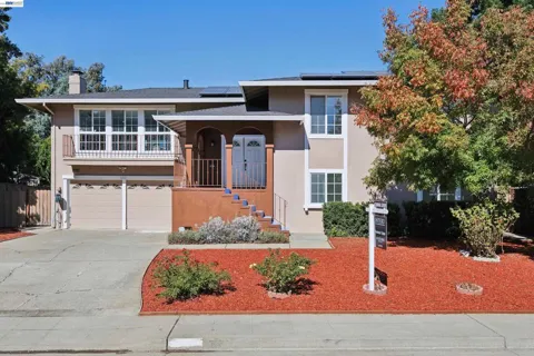 3247 Round Hill Drive