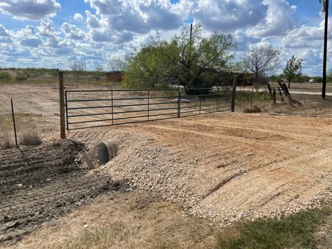 12695 FM 1854
