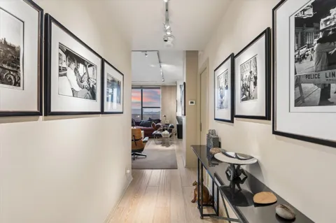 15 Greenway Plaza #6A