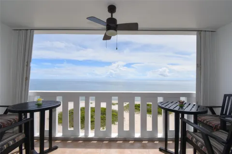 1012 OCEAN BOULEVARD #903