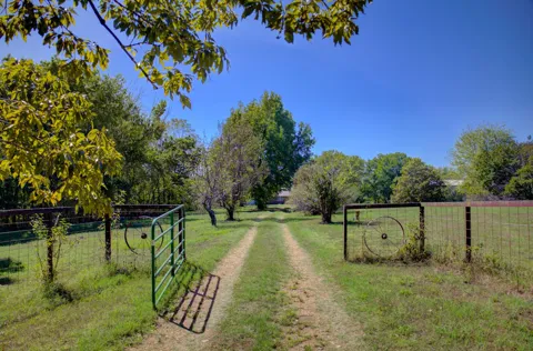 37433 4450 ROAD