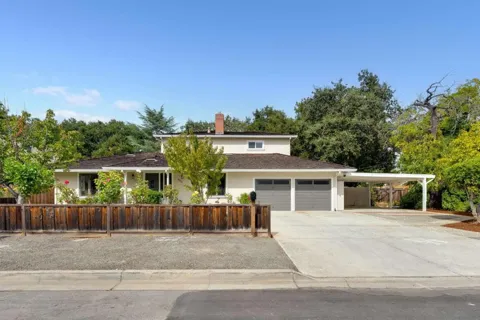 966 Marilyn Drive