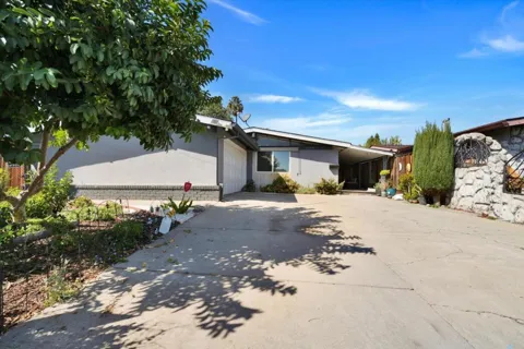 1843 Ocala Avenue