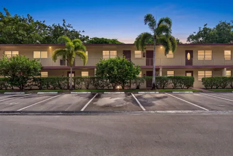 7490 NW 1st Street #104