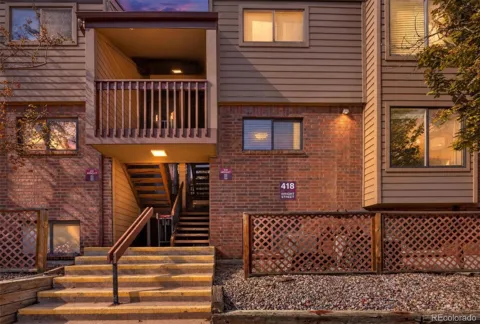418 Wright Street ##202