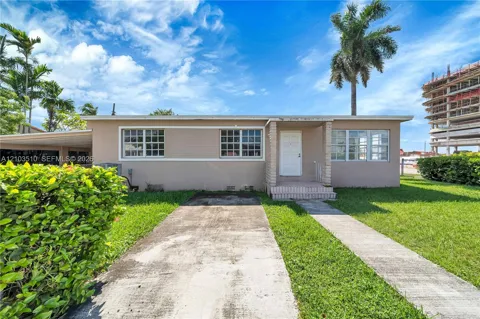 3694 NW 19th St