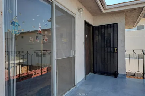 25910 Viana #D Avenue #D