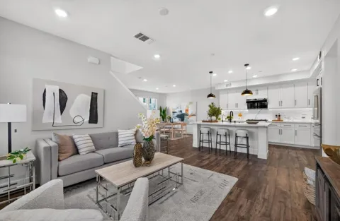 652 Obsidian Drive