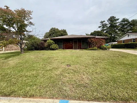 111 Hollingsworth Drive
