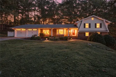 2555 Ridge Park Drive