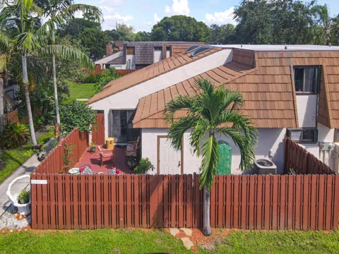 4155 PALM BAY CIRCLE #C