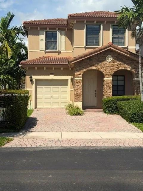 8879 SW 227th Ter