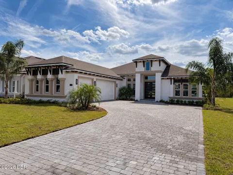323 Mosaic Boulevard