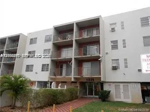 1225 NE 124th St #28A