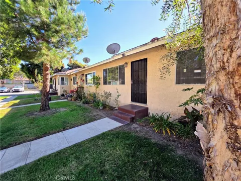 511 Bayport Street #1/2