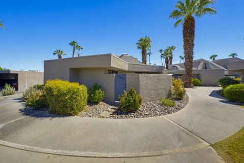 71933 Eleanora Lane