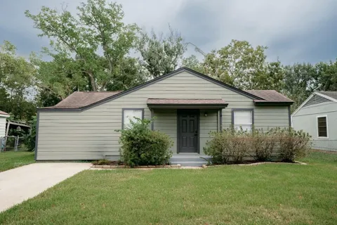 1308 Rock Island Street