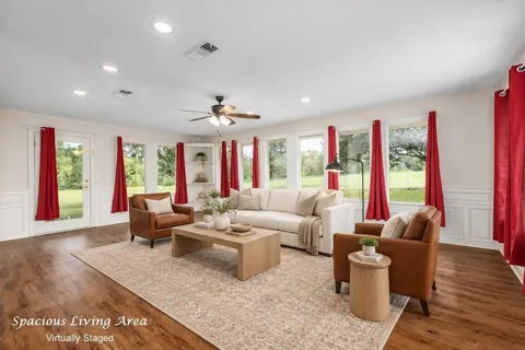 2122 Paul Ave