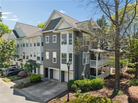 951 Glenwood Avenue SE #1107